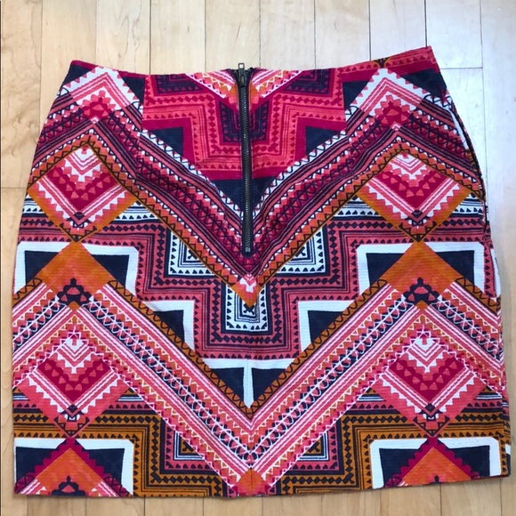 Merona brightly patterned mini. Size 8. - Picture 2 of 8